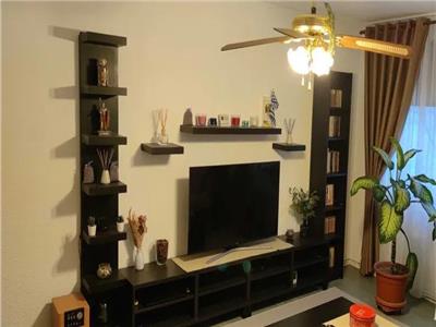 Apartament 4 camere Metrou 1 Decembrie 1918, Trapezului