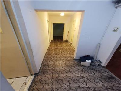 Apartament 2 camere Basarabia