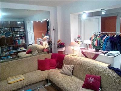 Apartament 3 camere Dristor, Piata Ramnicu Sarat