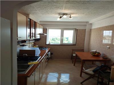 Apartament 3 camere cu centrala proprie Piata Iancului