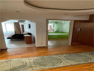 Apartament 4 camere Fizicienilor