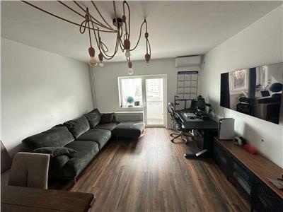 Apartament 3 camere Nerva Traian