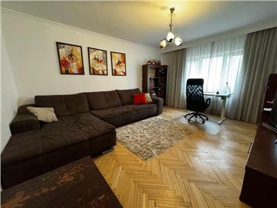 Apartament 3 camere Nerva Traian