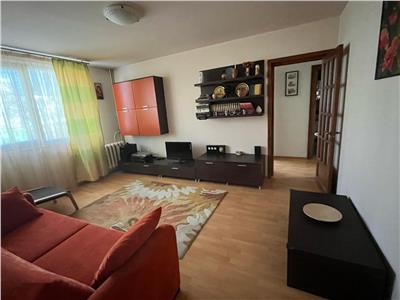 Apartament 3 camere Titan, Potcoava
