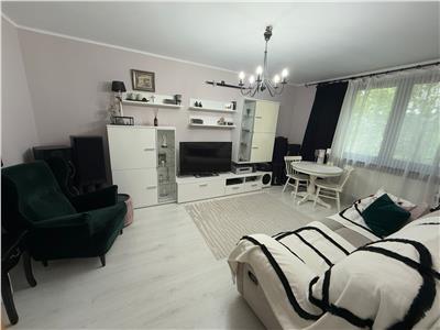 Apartament 4 camere 1 Decembrie 1918, Trapezului