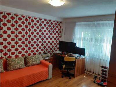 Apartament 3 camere Nerva Traian