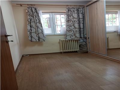 Apartament 3 camere Trapezului, Theodor Pallady