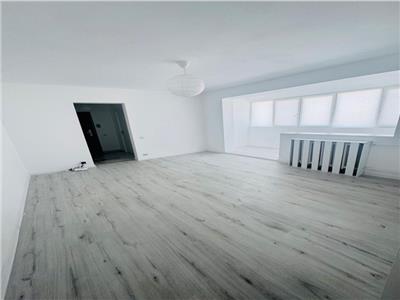 Apartament 3 camere Titan Metrou