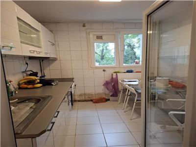 Apartament 3 camere Titan, Parc IOR