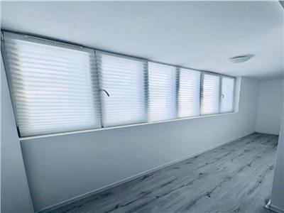 Apartament 3 camere Titan, Piata Minis